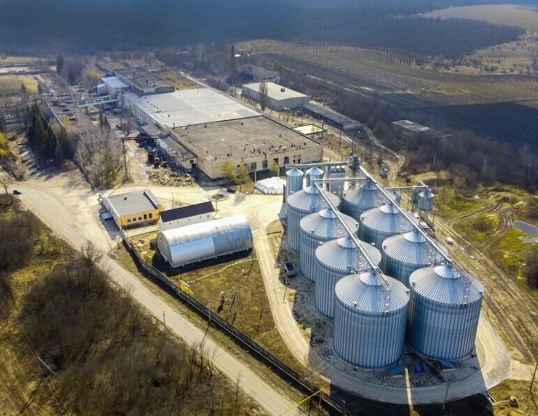 How Does a Commercial Biogas Plant Work?